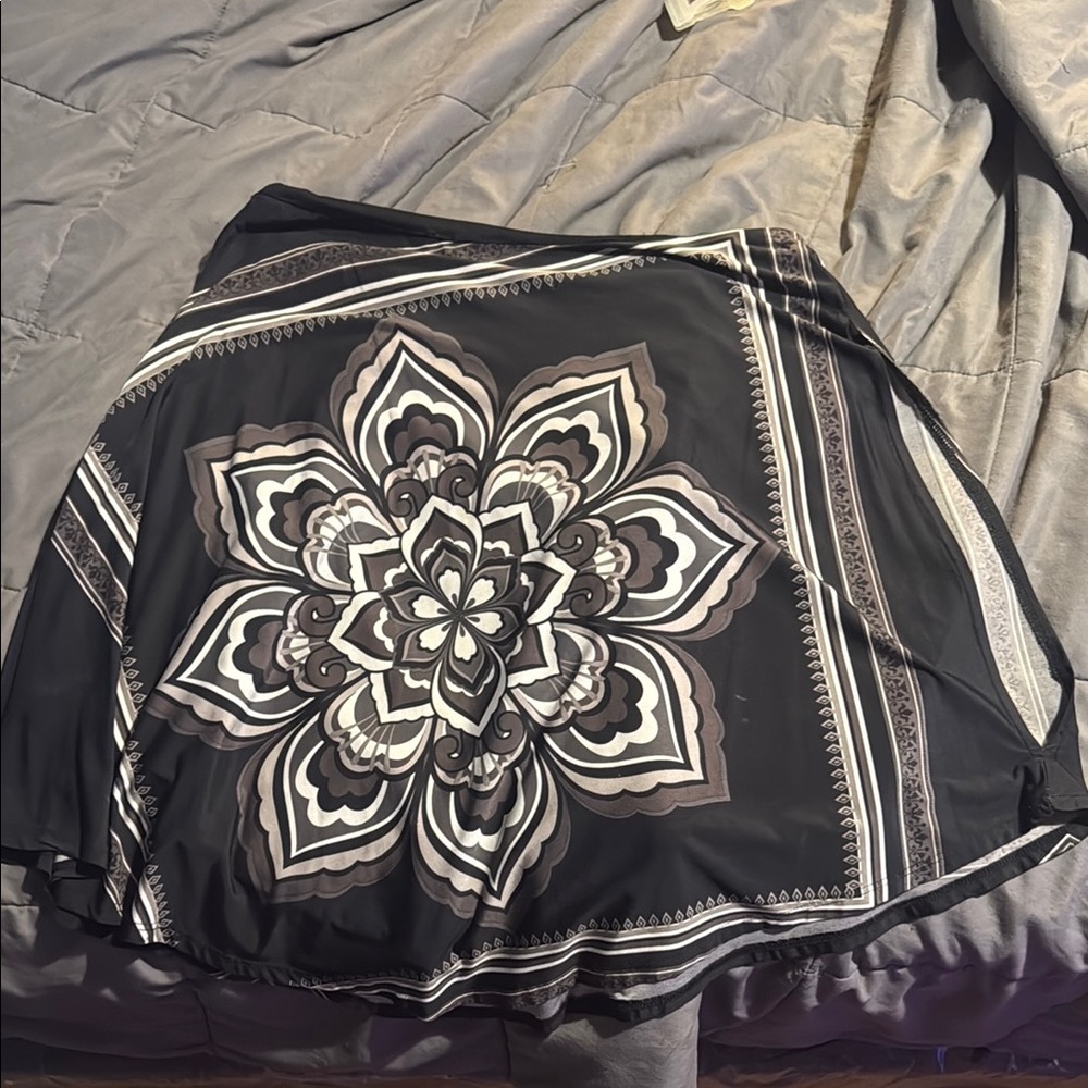 HeartSoul Black and Gray Floral Top